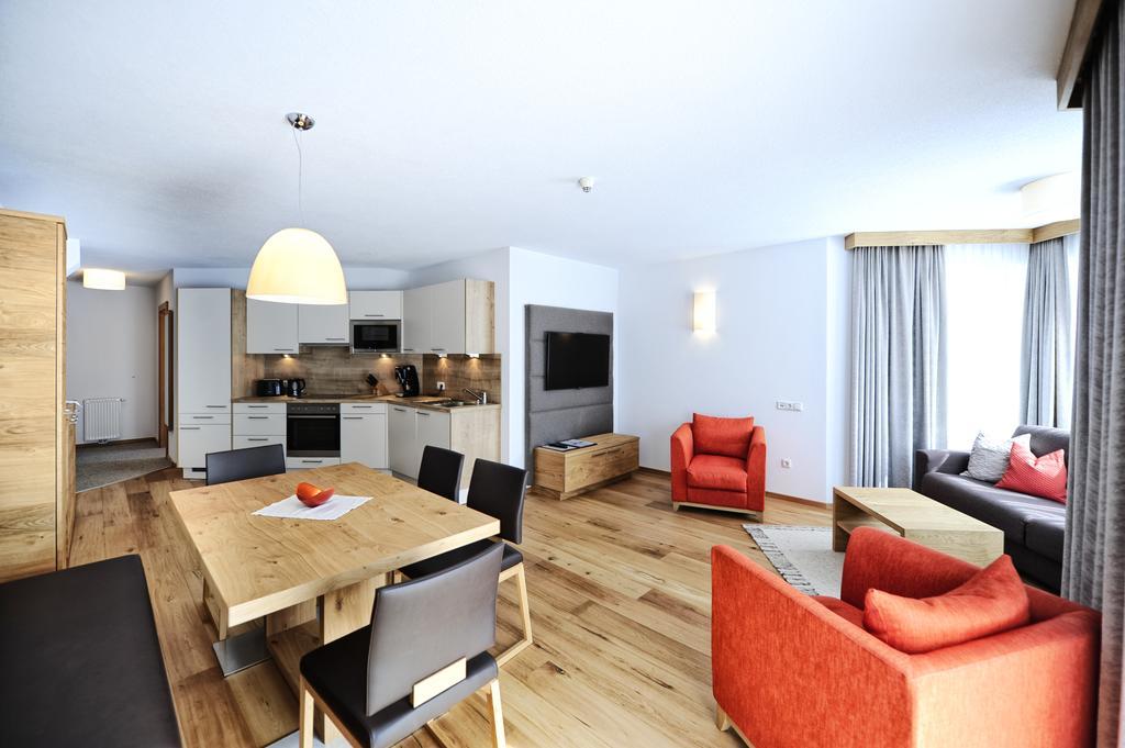 Hotel Dorfstadl Kappl  Ngoại thất bức ảnh